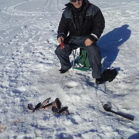 Arctic River Nyaraló *