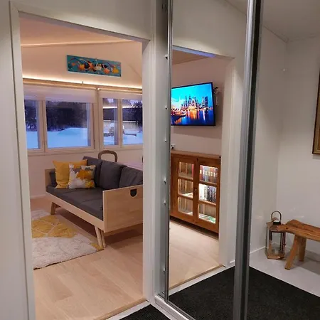 Nyaraló Arctic River