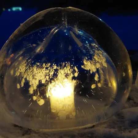 Nyaraló Arctic River *